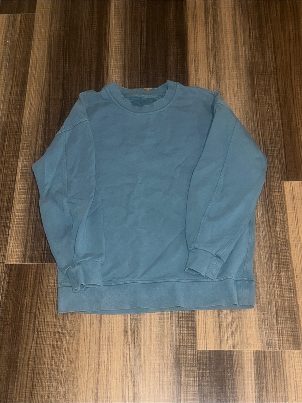 Lululemon Teal/Blue Long-Sleeve Crewneck Sweater